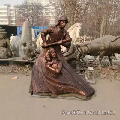 灭火救人消防员城市铜雕