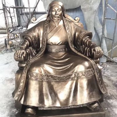坐姿成吉思汗广场铜雕