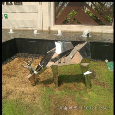 几何鹿小区不锈钢雕塑