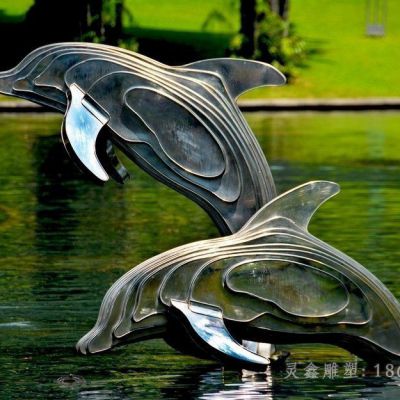 不锈钢跳跃海豚户外雕塑