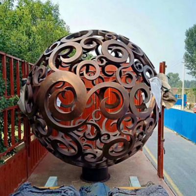 不锈钢镂空球抽象雕塑
