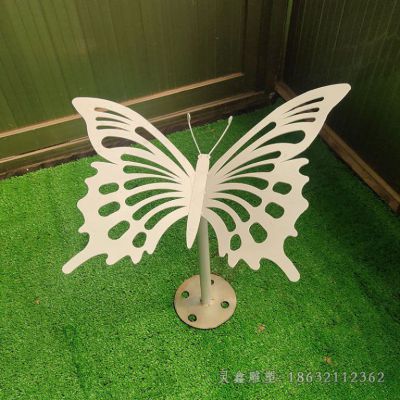镂空蝴蝶不锈钢雕塑